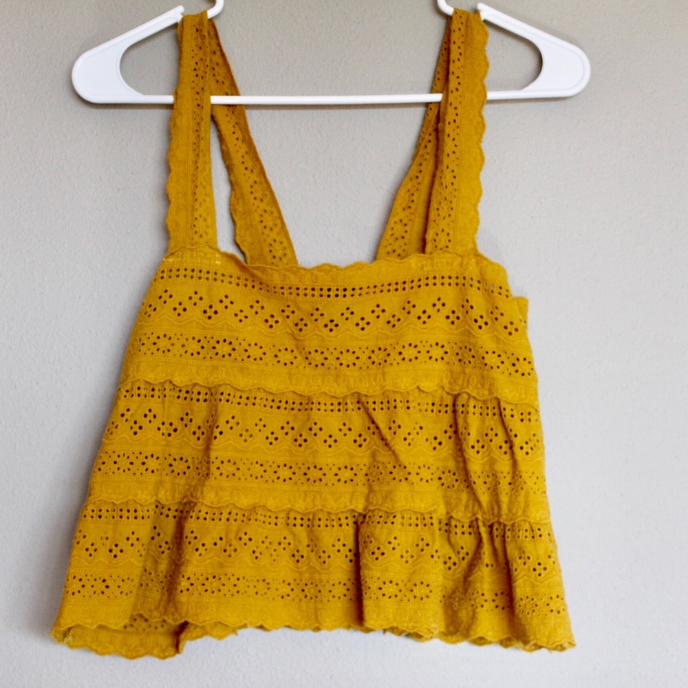 Super cute crop top